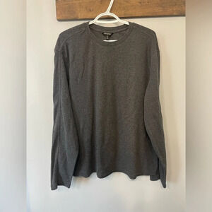 Banana Republic Men’s Crew Neck Sweater in dark grey size XL